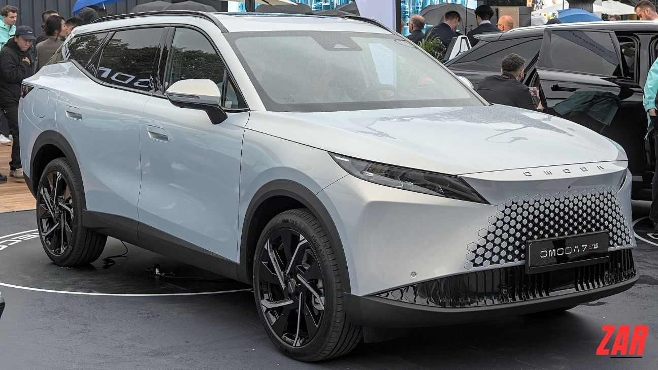 Omoda C7