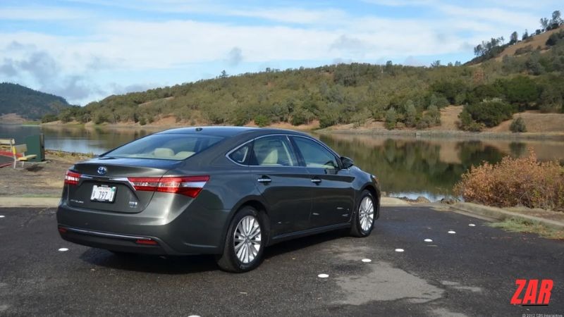 Toyota Avalon 2013 Rear end | CNET