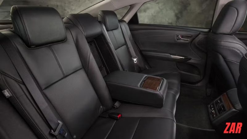 2013 Toyota Avalon Interior | Car and Driver