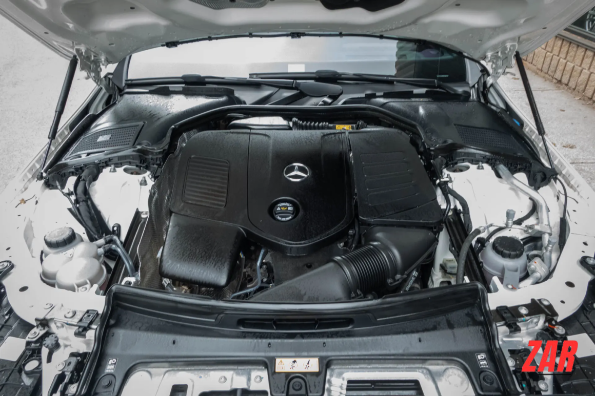 W205 2.0L turbocharged DOHC four-cylinder engine | Mercedes- Benz